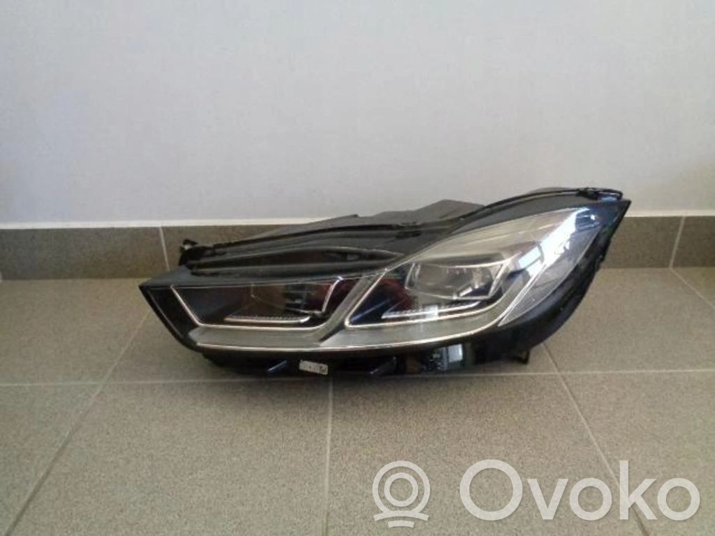 Jaguar I-Pace Etu-/Ajovalo 