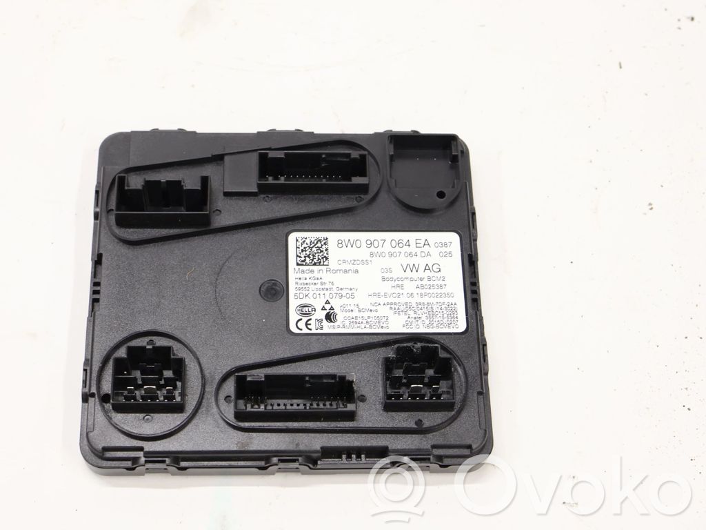 Audi A4 S4 B9 8W Inne komputery / moduły / sterowniki 