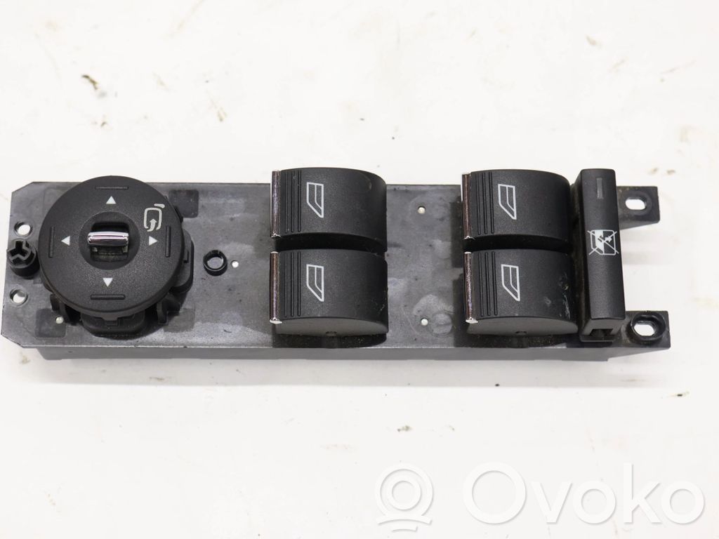 Other switches/knobs/shifts   AM5T14A132GB