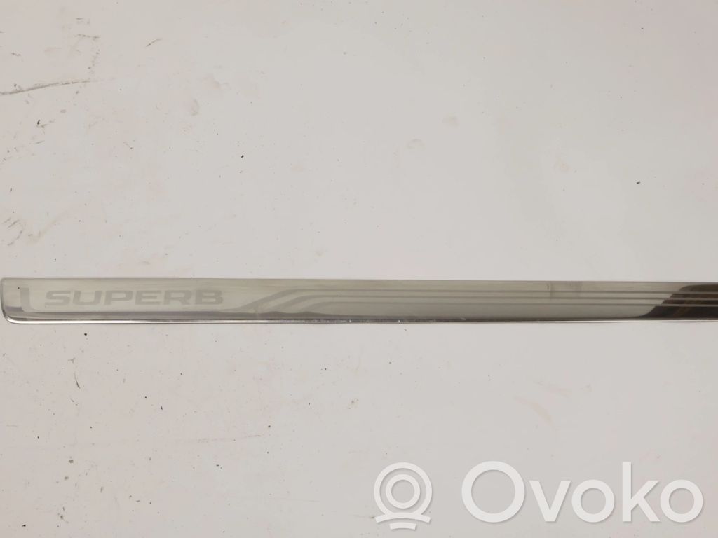 Otros repuestos del interior   3V0853814D