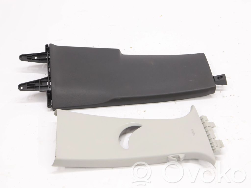 Seat Leon (5F) Otras molduras del borde/pilar 