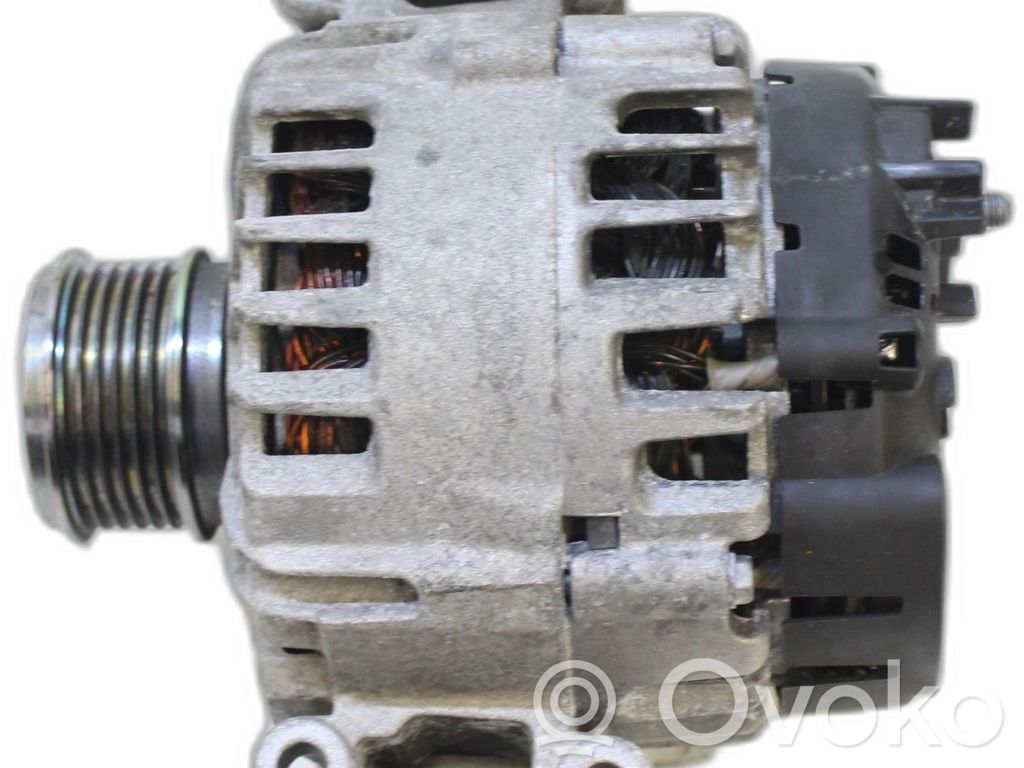 Volkswagen PASSAT B8 Ģenerators 