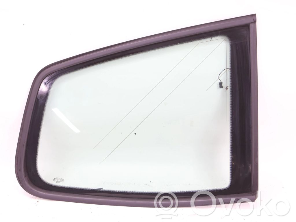 Vidrio lateral trasero   7N0845298