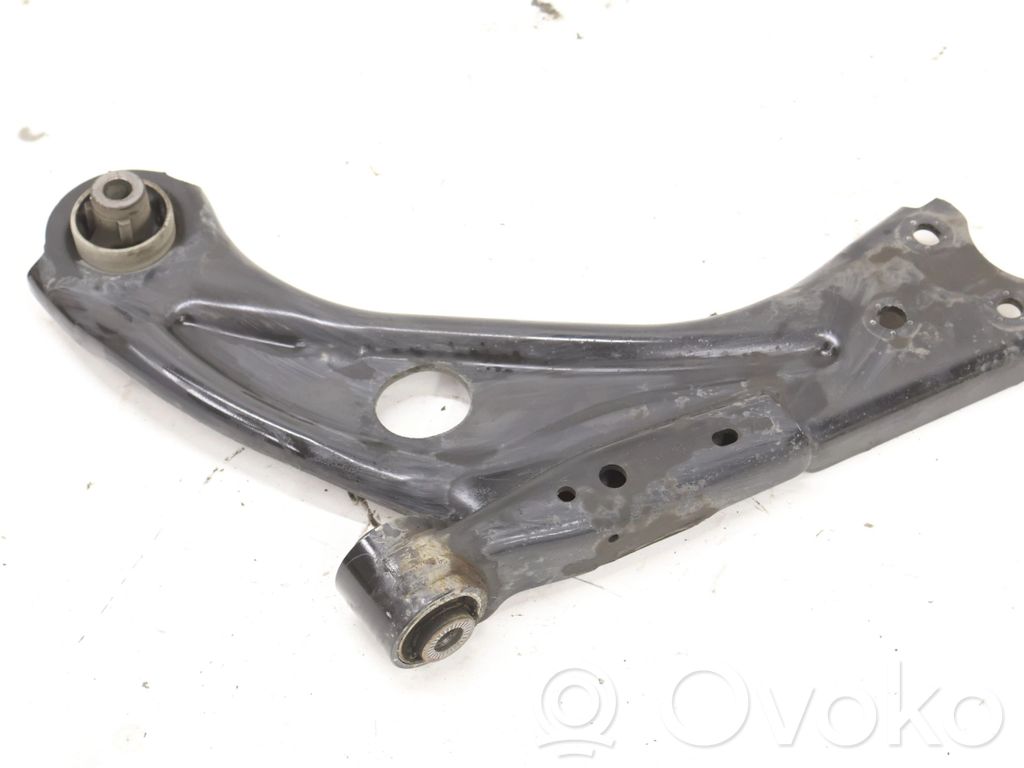 Opel Combo E Front control arm 