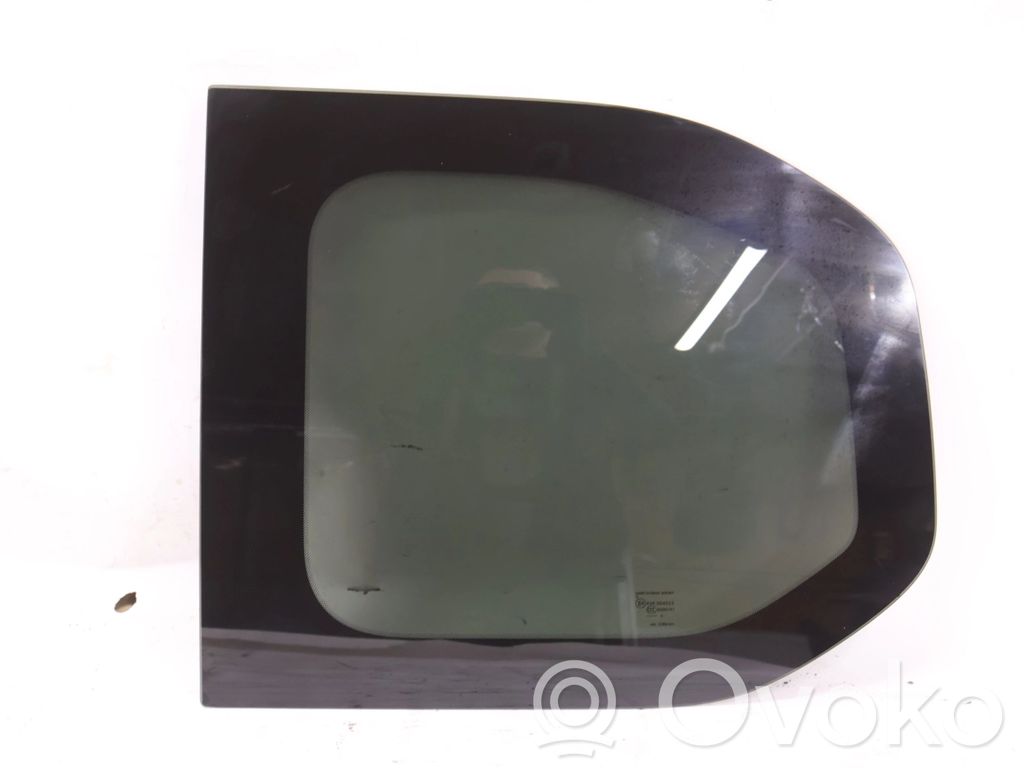 Seitenscheibe hinten   5781890