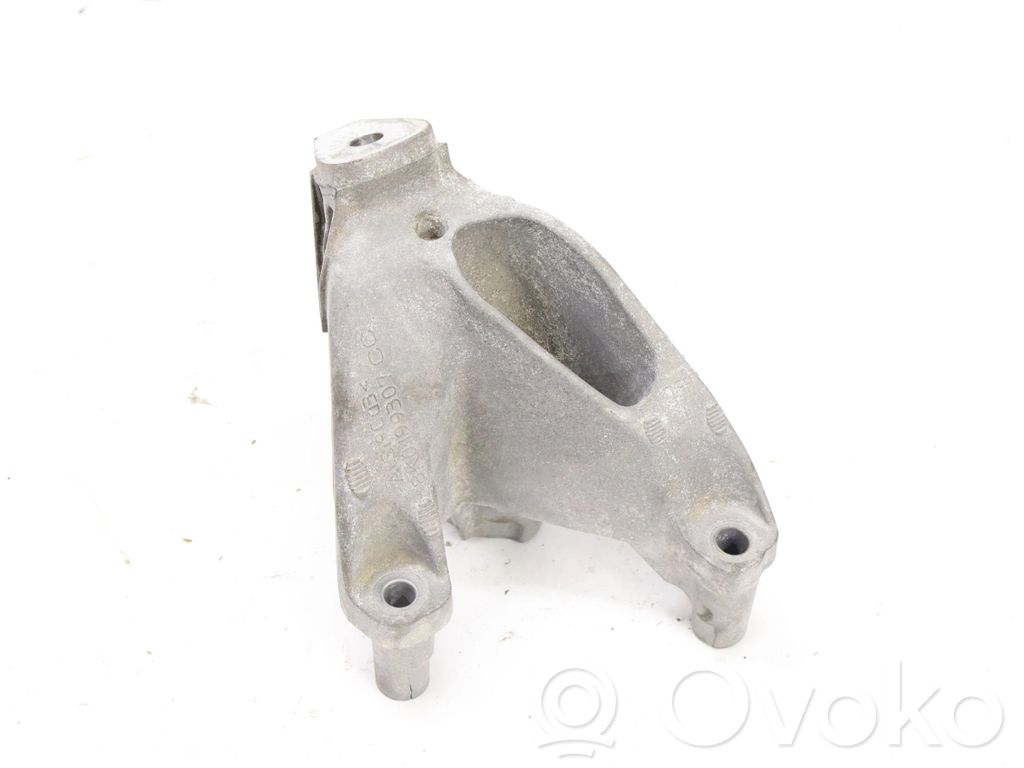 Audi Q5 SQ5 8R Engine mount bracket 