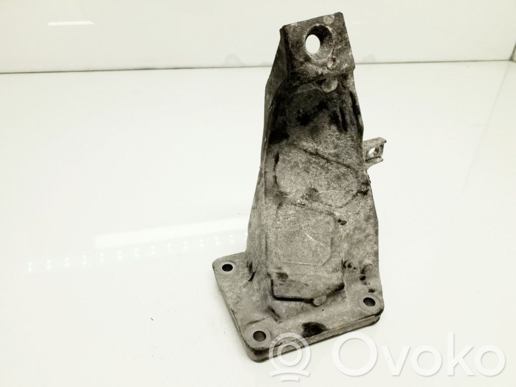 BMW 3 E46 Engine mounting bracket 
