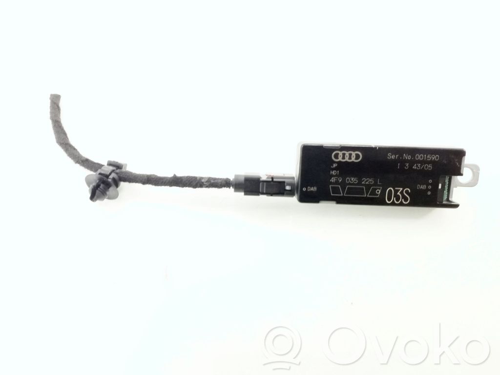 Audi A6 S6 C6 4F Antenos stiprintuvas 