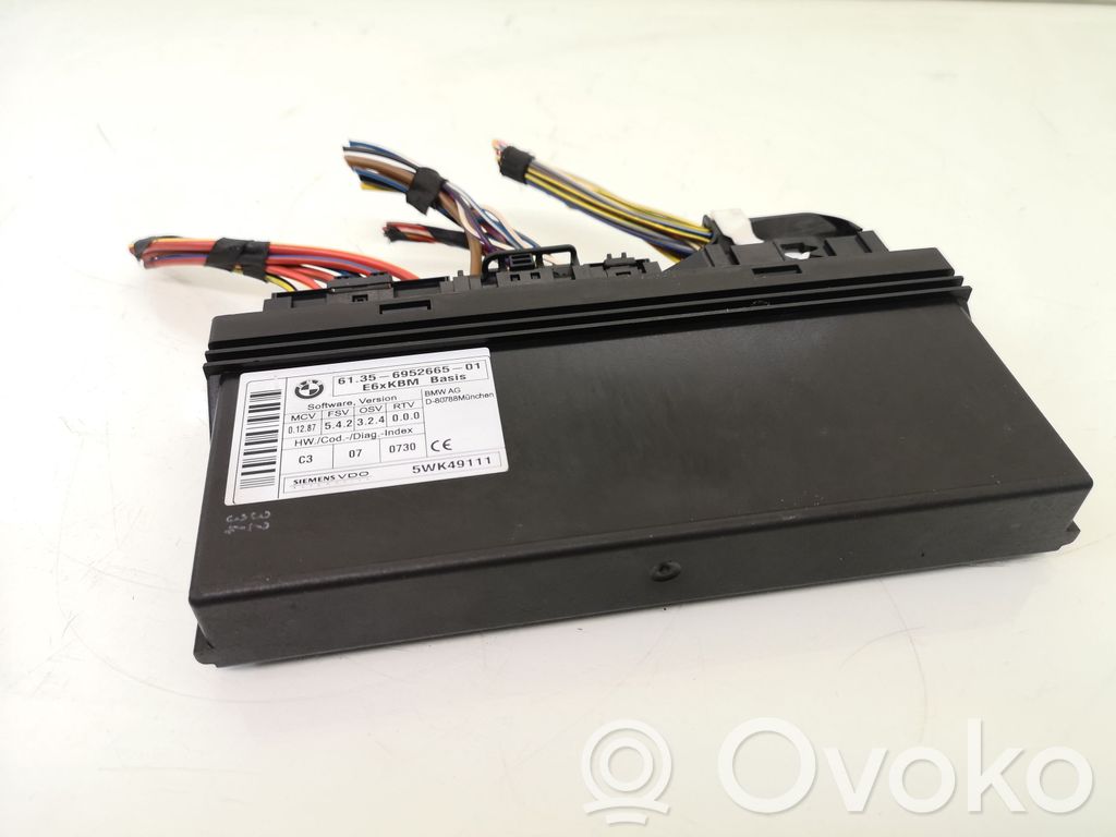 BMW 5 E60 E61 Komforto modulis 