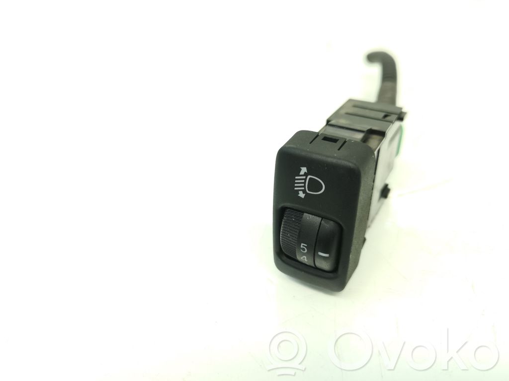 Headlight level height control switch
