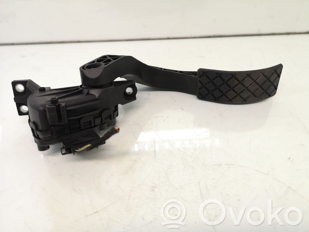 Audi A6 S6 C5 4B Pedal del acelerador 
