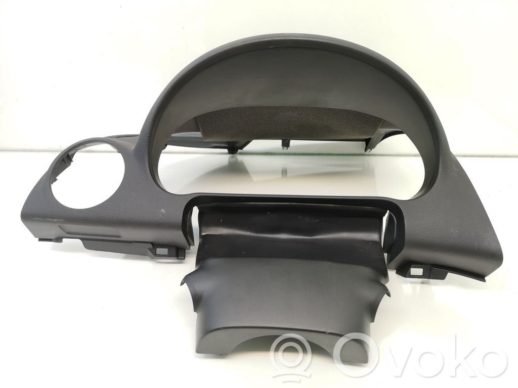 Mazda 6 Moldura del panel 