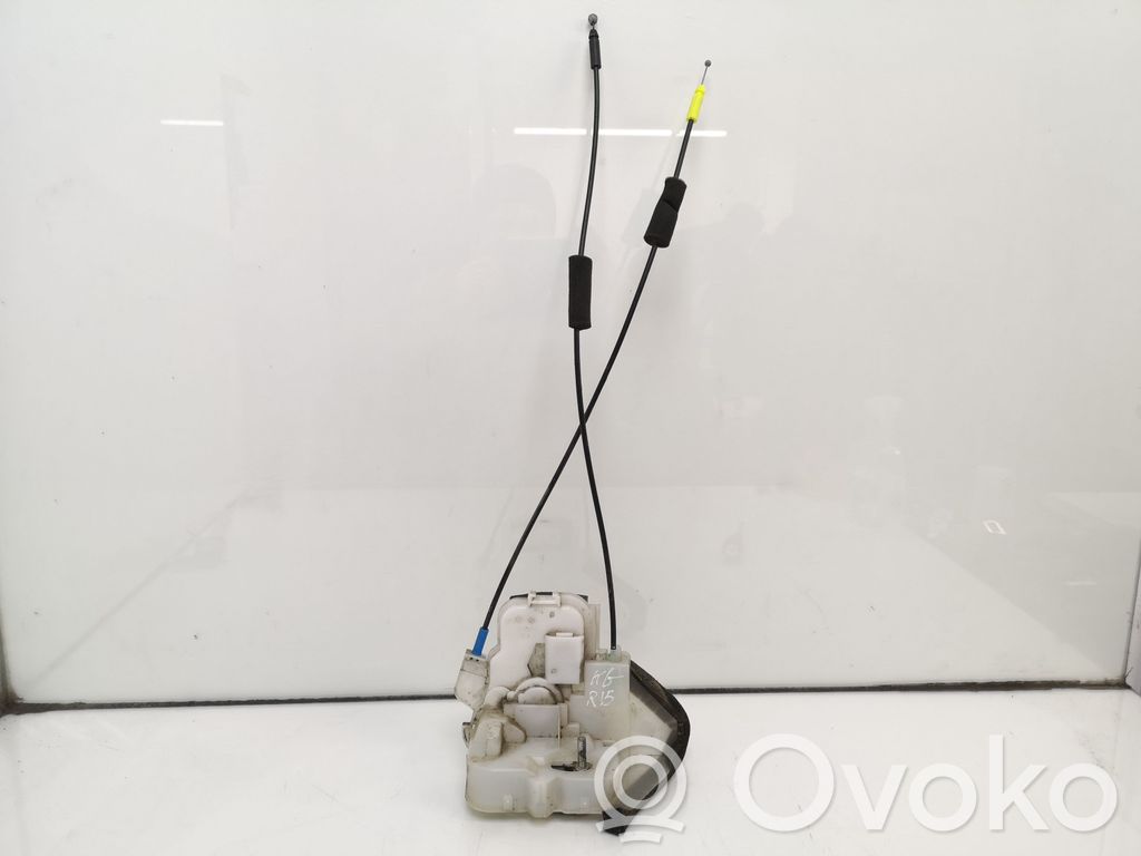Subaru Impreza III Rear door lock 