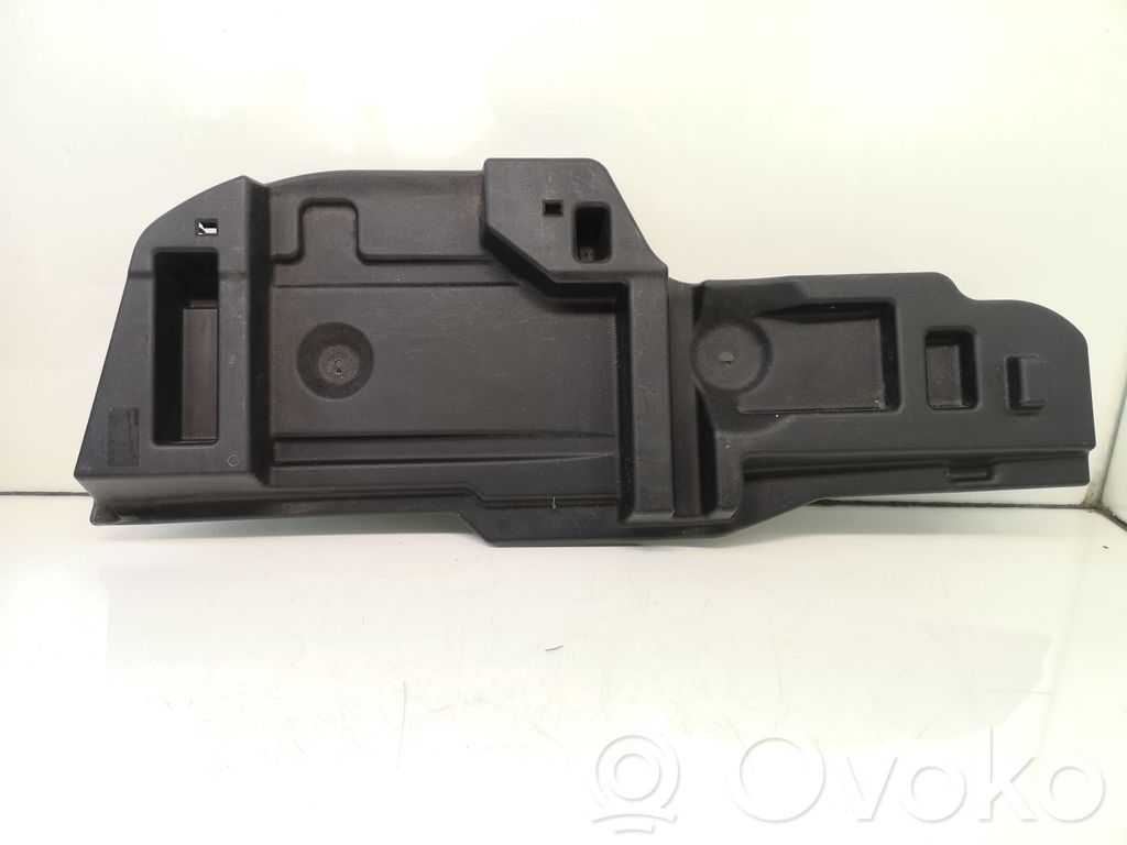 Trunk/boot lower side trim panel   GS2A68823,K2402