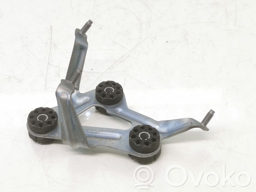 BMW 1 E81 E87 ABS-pumpun kiinnike 