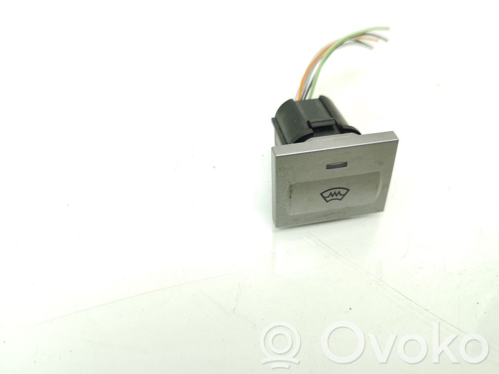 Ford Focus Windscreen/window heater switch 