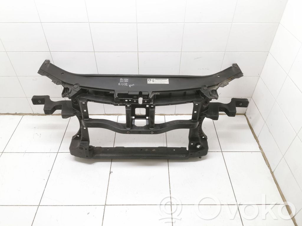 Volkswagen PASSAT B6 Radiatorių panelė 
