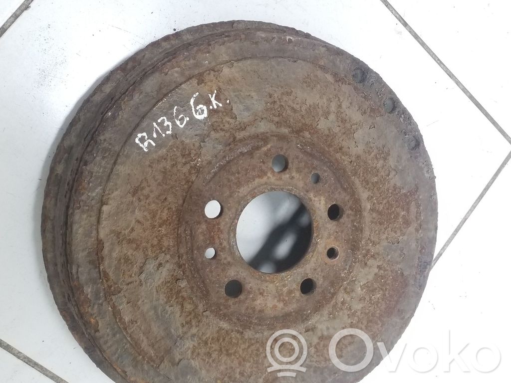 Hamulec bębnowy tylny   51864509