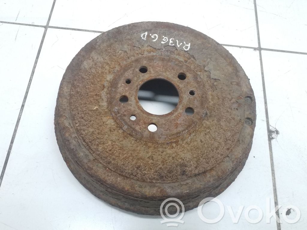 Opel Combo D Hamulec bębnowy tylny 