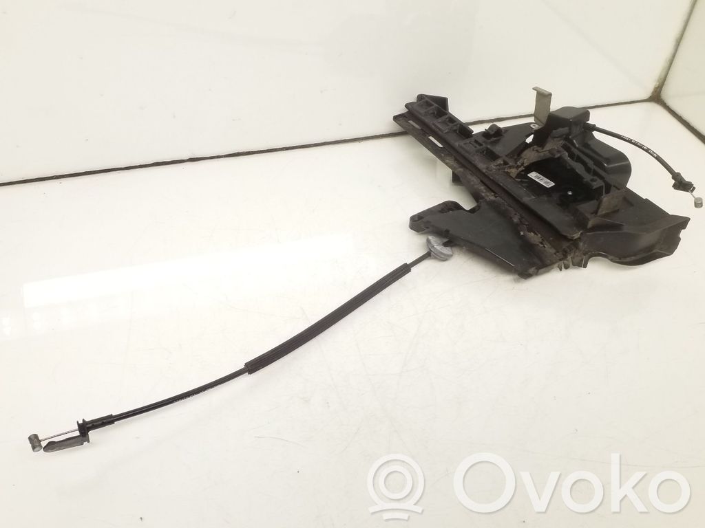 Ford Focus Aizmugurē slēdzene 
