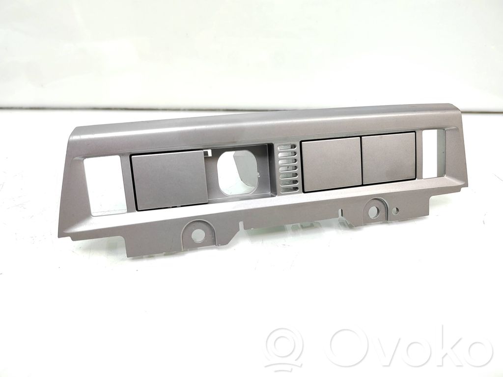 Panel trim   4M5113D734AD