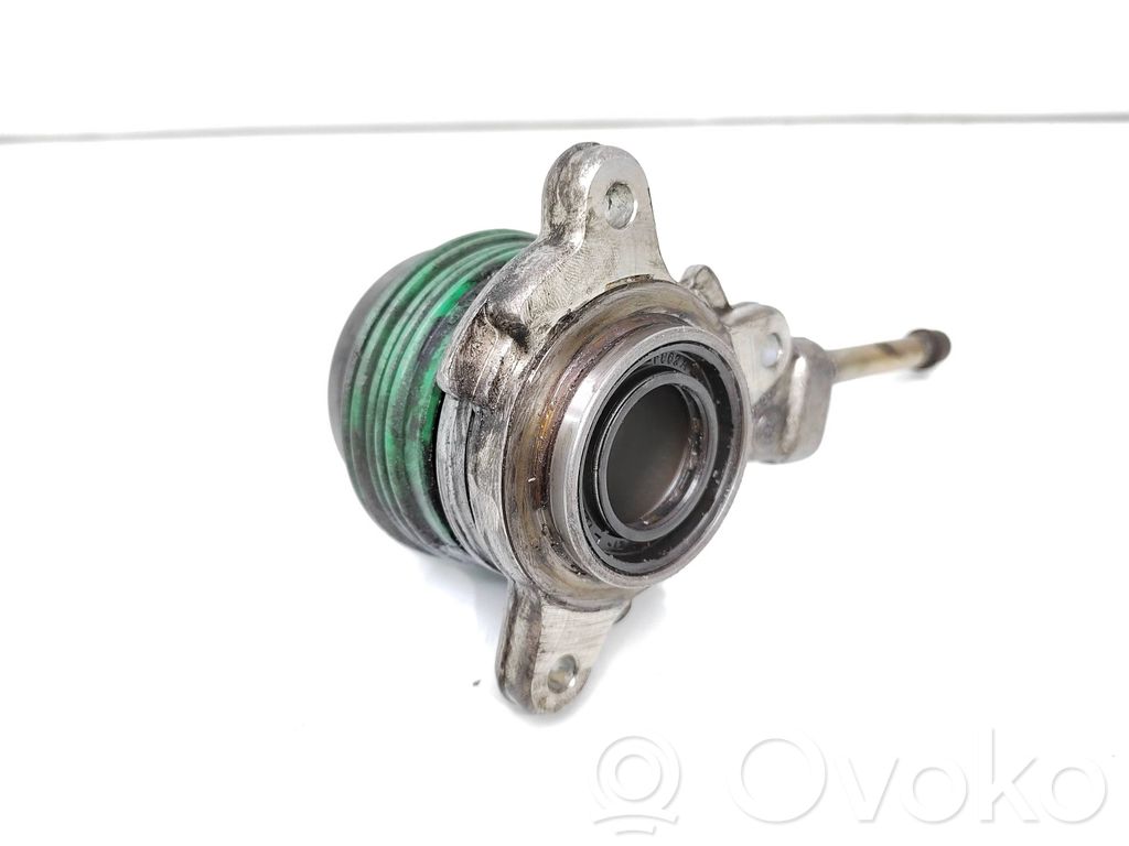 Jaguar X-Type Clutch release bearing slave cylinder 