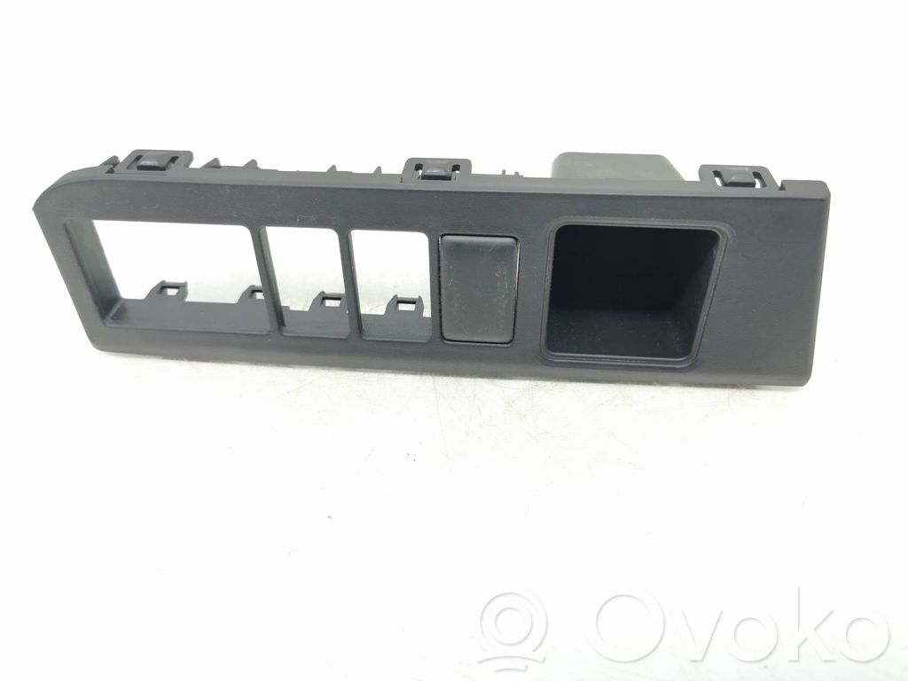 Nissan Note (E11) Other dashboard part 