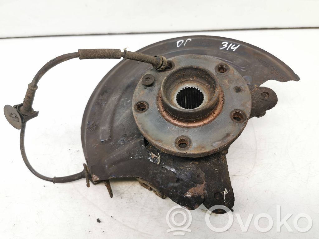 Mercedes-Benz Citan W415 Front wheel hub spindle knuckle 