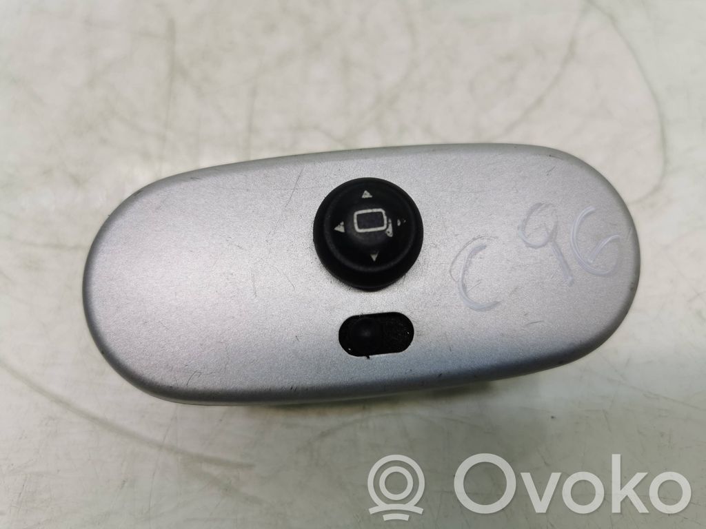 Mini One - Cooper R50 - 53 Wing mirror switch 