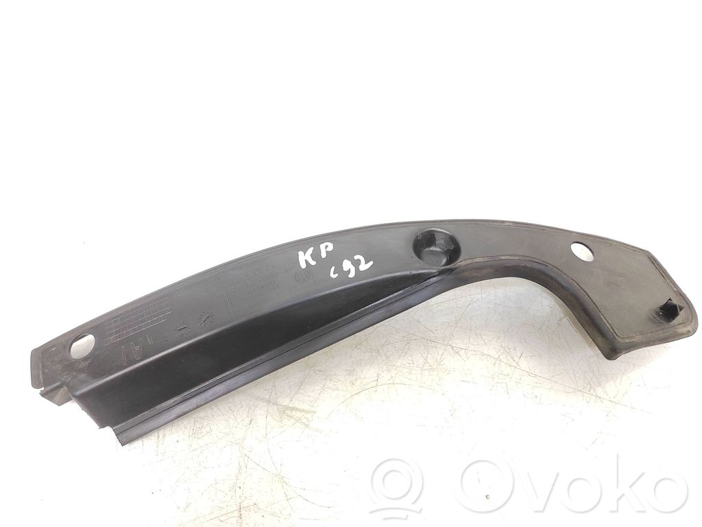 BMW 5 E60 E61 Otros repuestos del compartimento del motor 