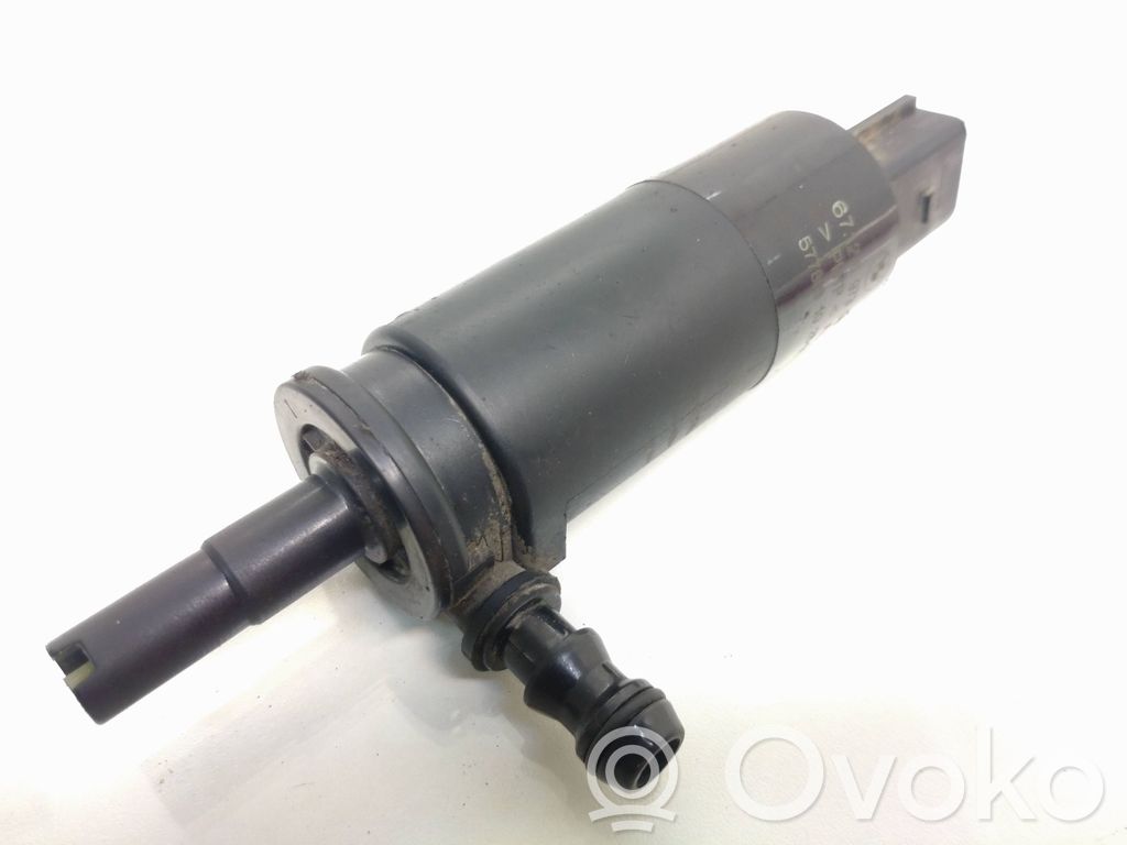 Pompe lave-phares   6973097,67126973097,57786310,1108659,1112804,1209387,1J0955681,2M2113K082AA,3B0955681A,57786310,67120154875,67126973097,67128362157,67128377430,67128377613,YM2113K082BA