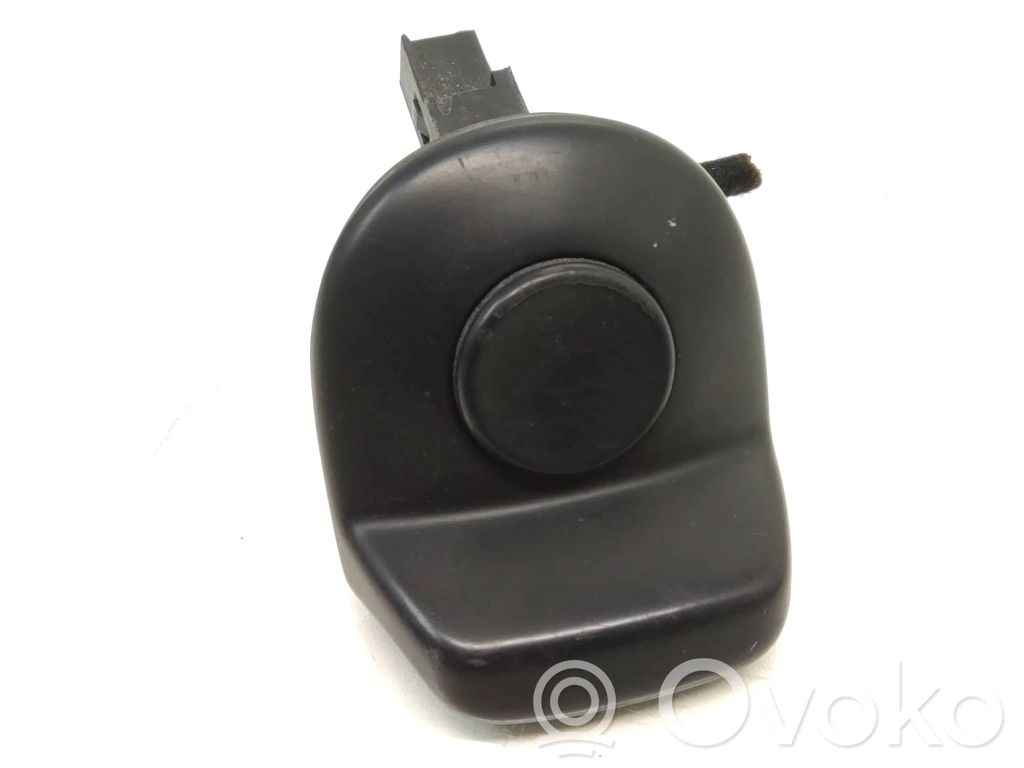 Volkswagen Up Interruptor para abrir la puerta trasera 