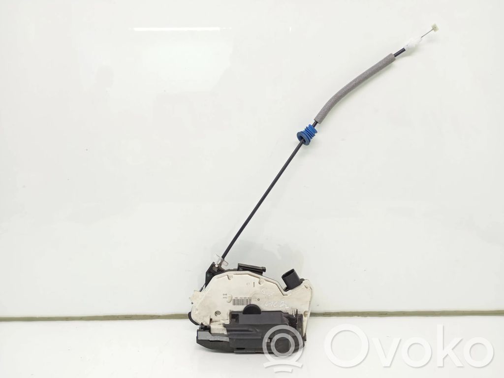 Volkswagen Up Cerradura de puerta trasera 