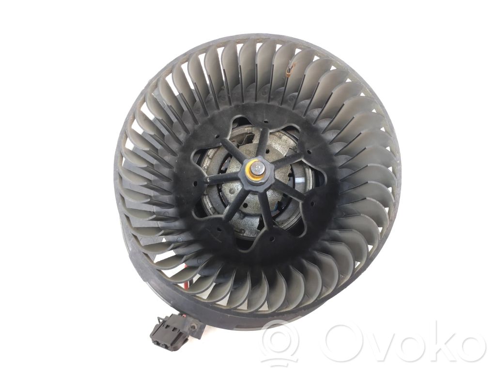 Skoda Octavia Mk2 (1Z) Wentylator nawiewu / Dmuchawa 
