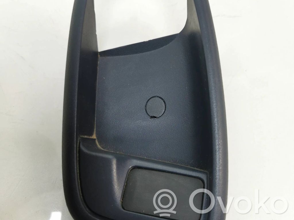 Ford S-MAX Front door window switch trim 