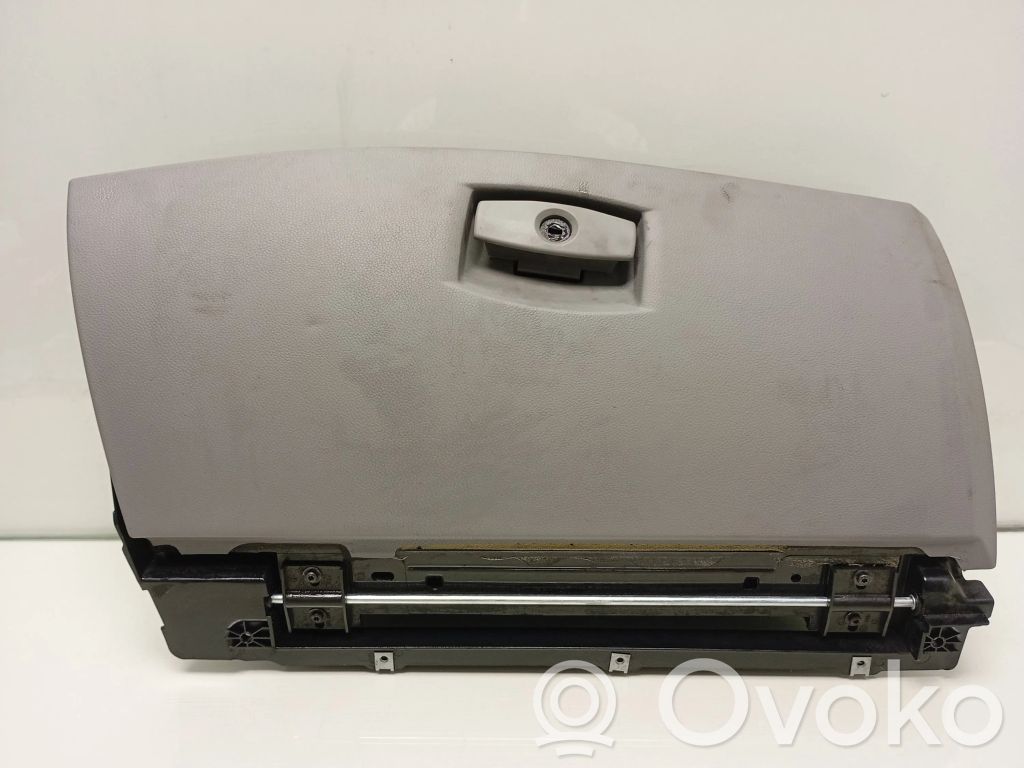 Daiktadėžė   7034080,158234
