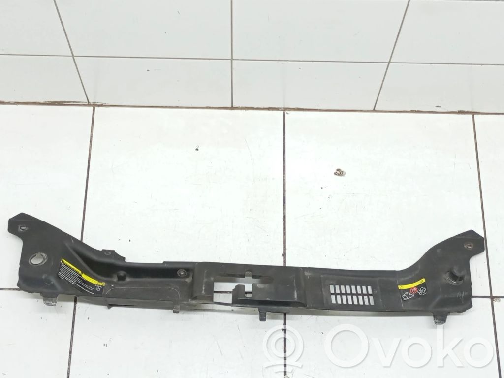 Volvo C30 Engine bonnet/hood lock trim molding 