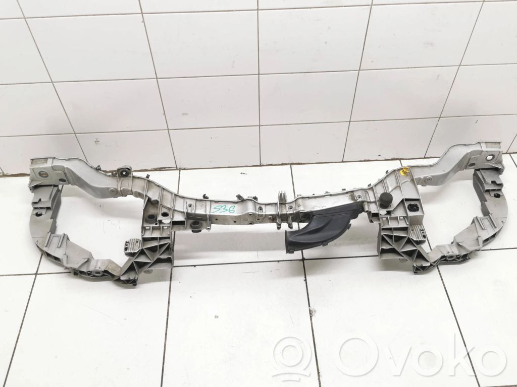 Ford Focus Radiatoru panelis 