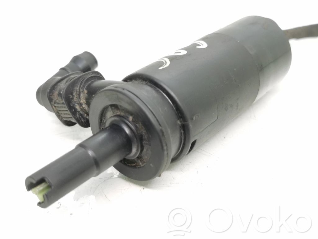 BMW 5 E60 E61 Headlight washer pump 
