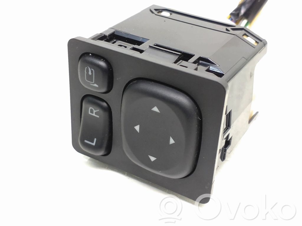 Toyota Auris E180 Wing mirror switch 
