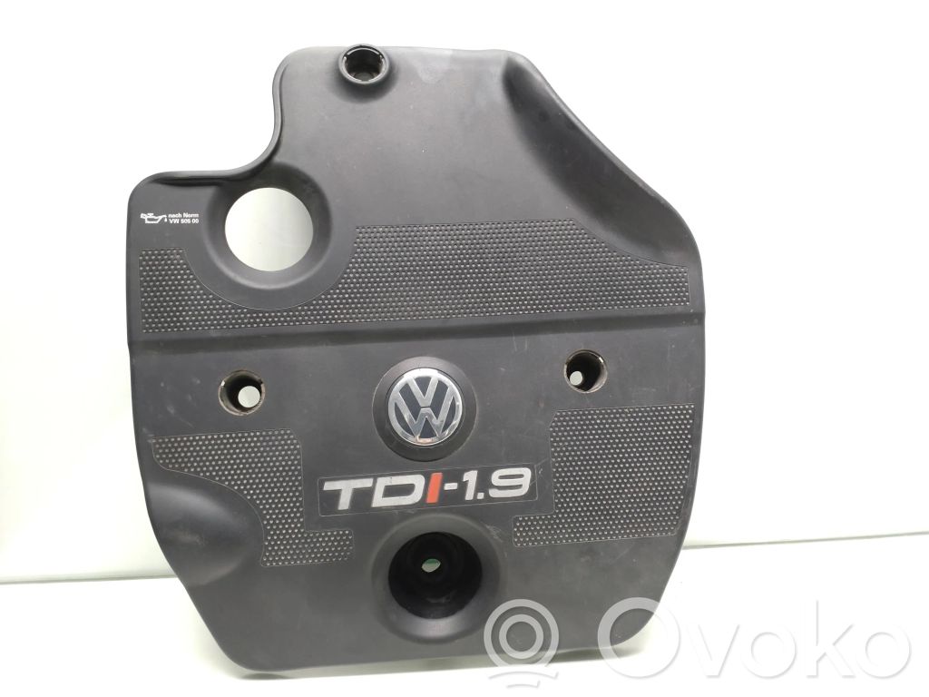 Volkswagen Golf IV Capac protecție motor 