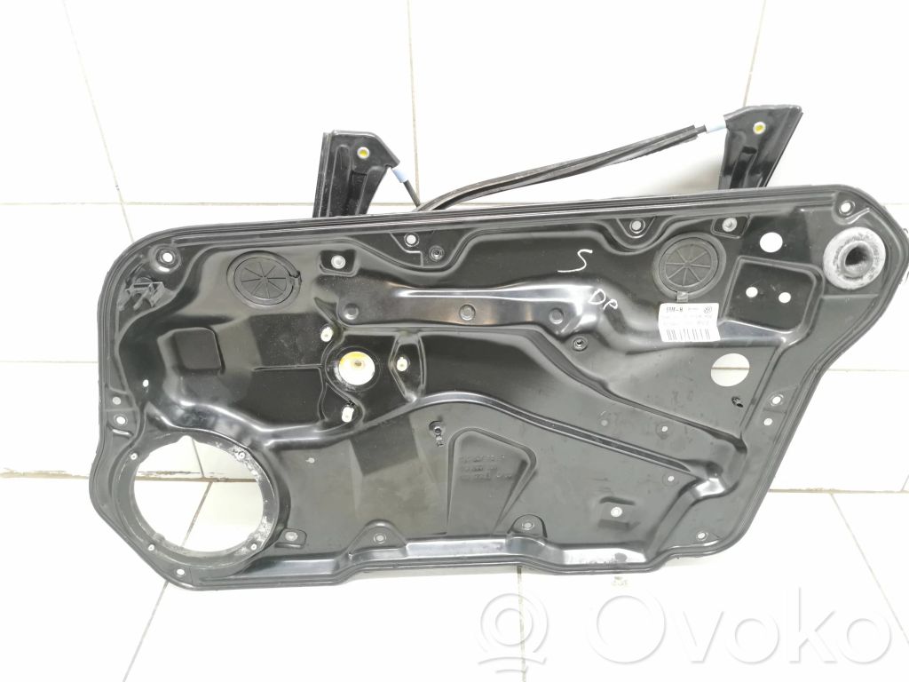 Volkswagen Golf IV Mechanizm podnoszenia szyby przedniej bez silnika 