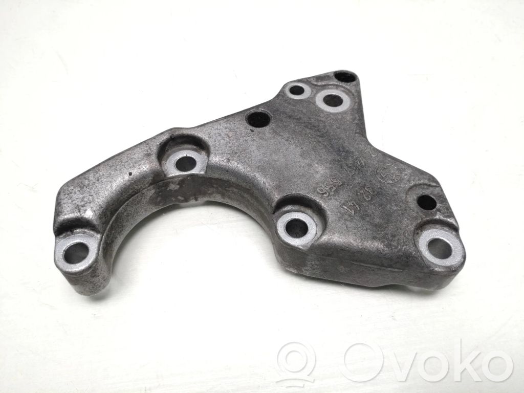 BMW 5 E60 E61 Supporto di montaggio della pompa del servosterzo 