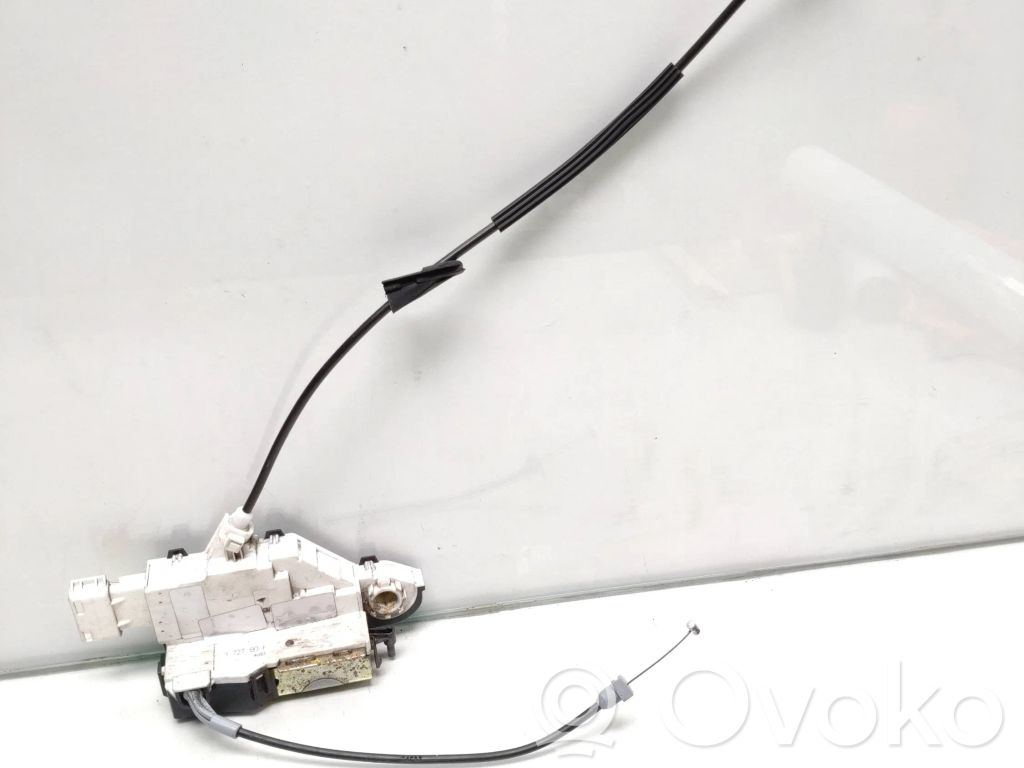 Citroen C4 I Priekšpusē slēdzene 