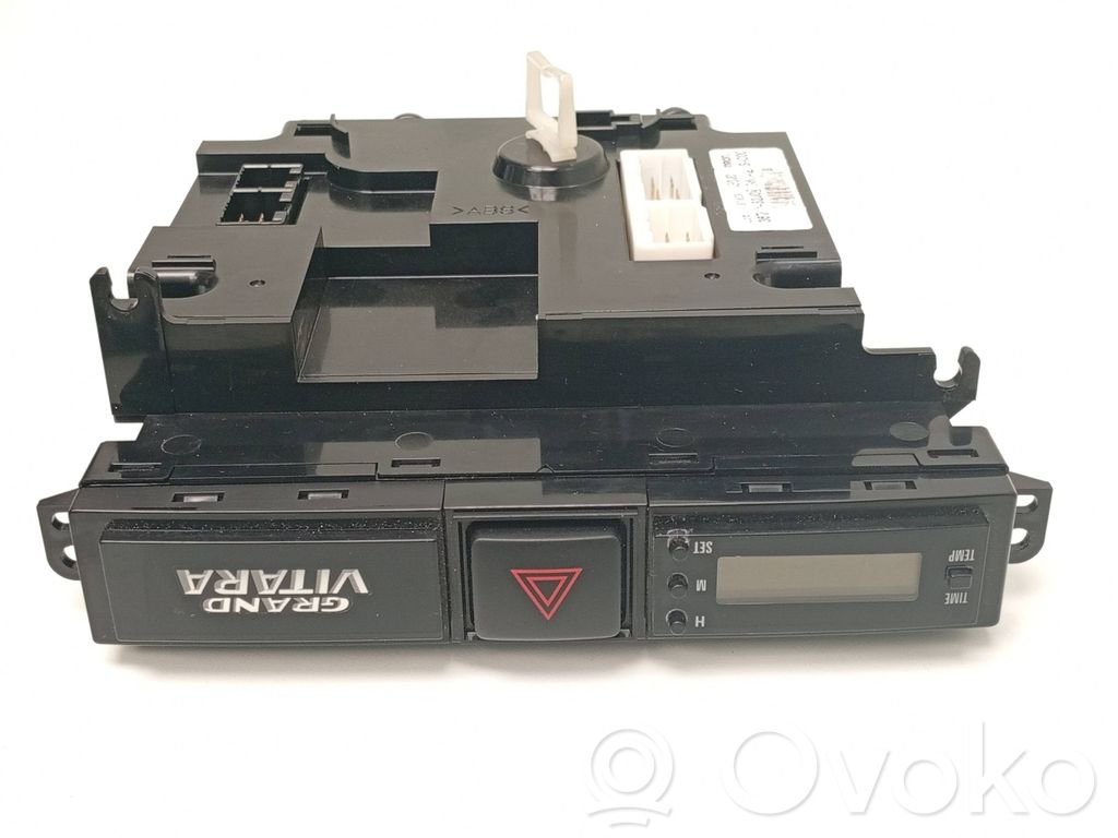 Suzuki Grand Vitara II Hazard light switch 