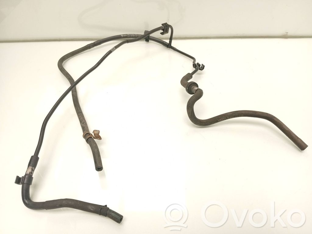 Audi A5 8T 8F Caurulīte (-es) / šļūtene (-es) 