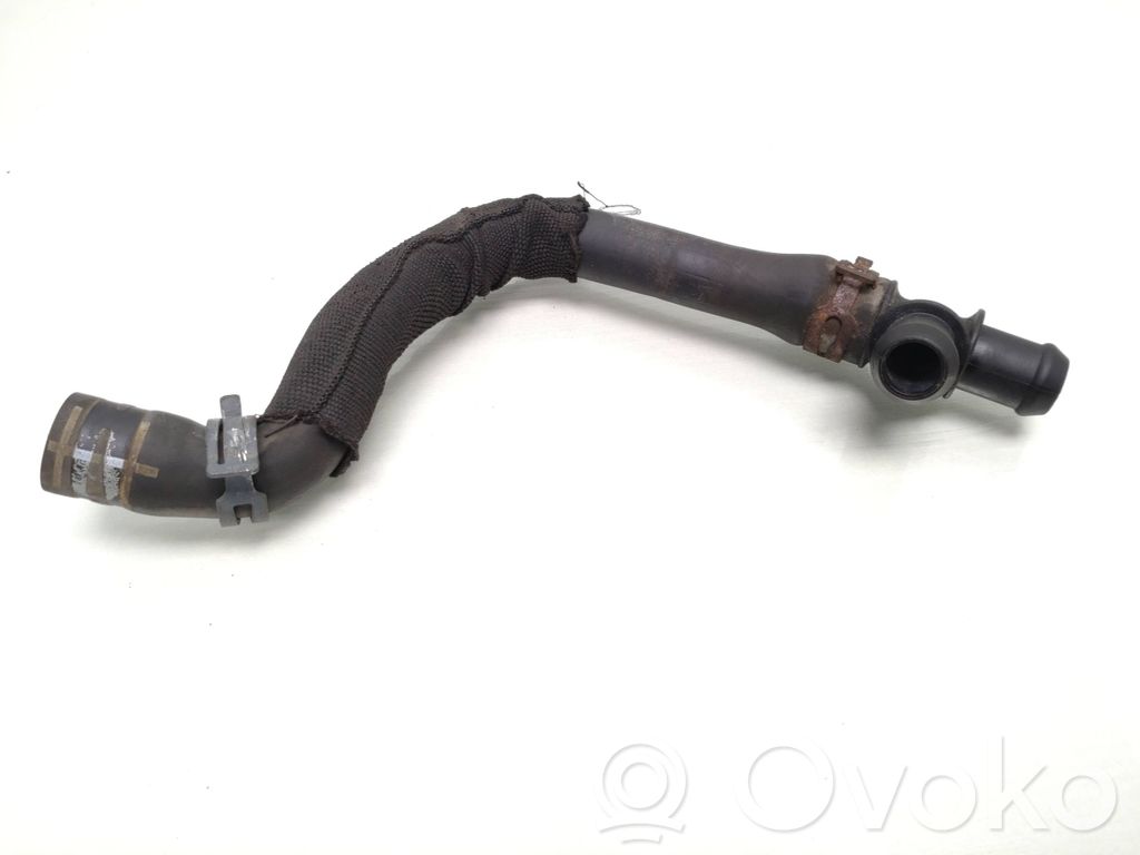 Volkswagen Golf V Engine coolant pipe/hose 