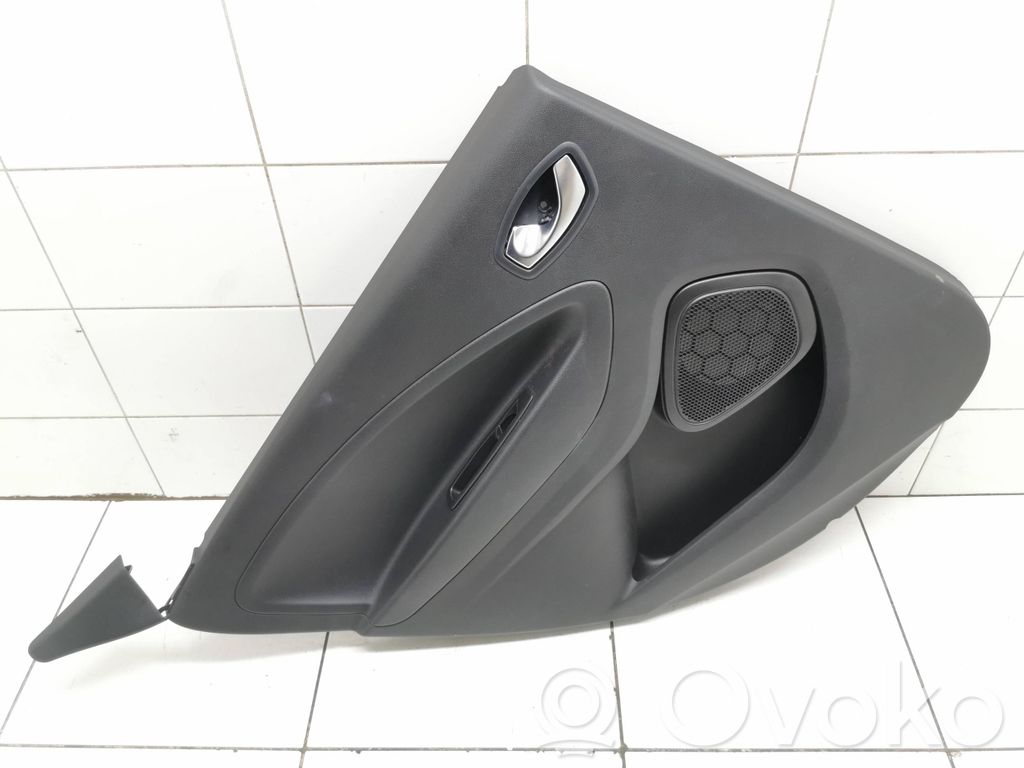Renault Zoe Apšuvums aizmugurējām durvīm 