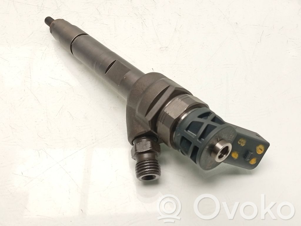 BMW 5 F10 F11 Injector combustibil 