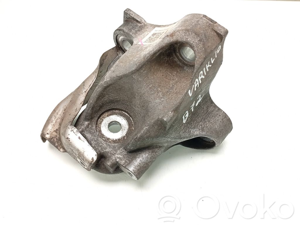 Ford Ranger Engine mounting bracket 
